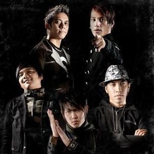 Kumpulan Chord Gitar Five Minutes