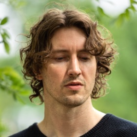 Dean Lewis